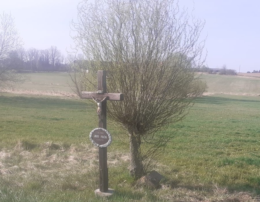 Křížek Jakuba Pražmy (foto J. Kolář)
